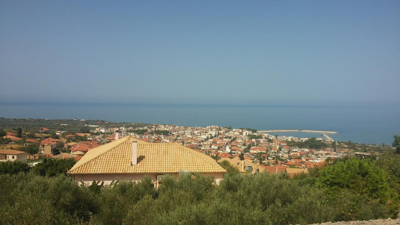 Kiparissia Castle & Sea View Villa Kyparissia Bagian luar foto