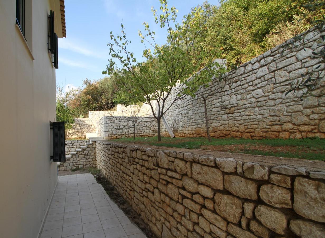 Kiparissia Castle & Sea View Villa Kyparissia Bagian luar foto
