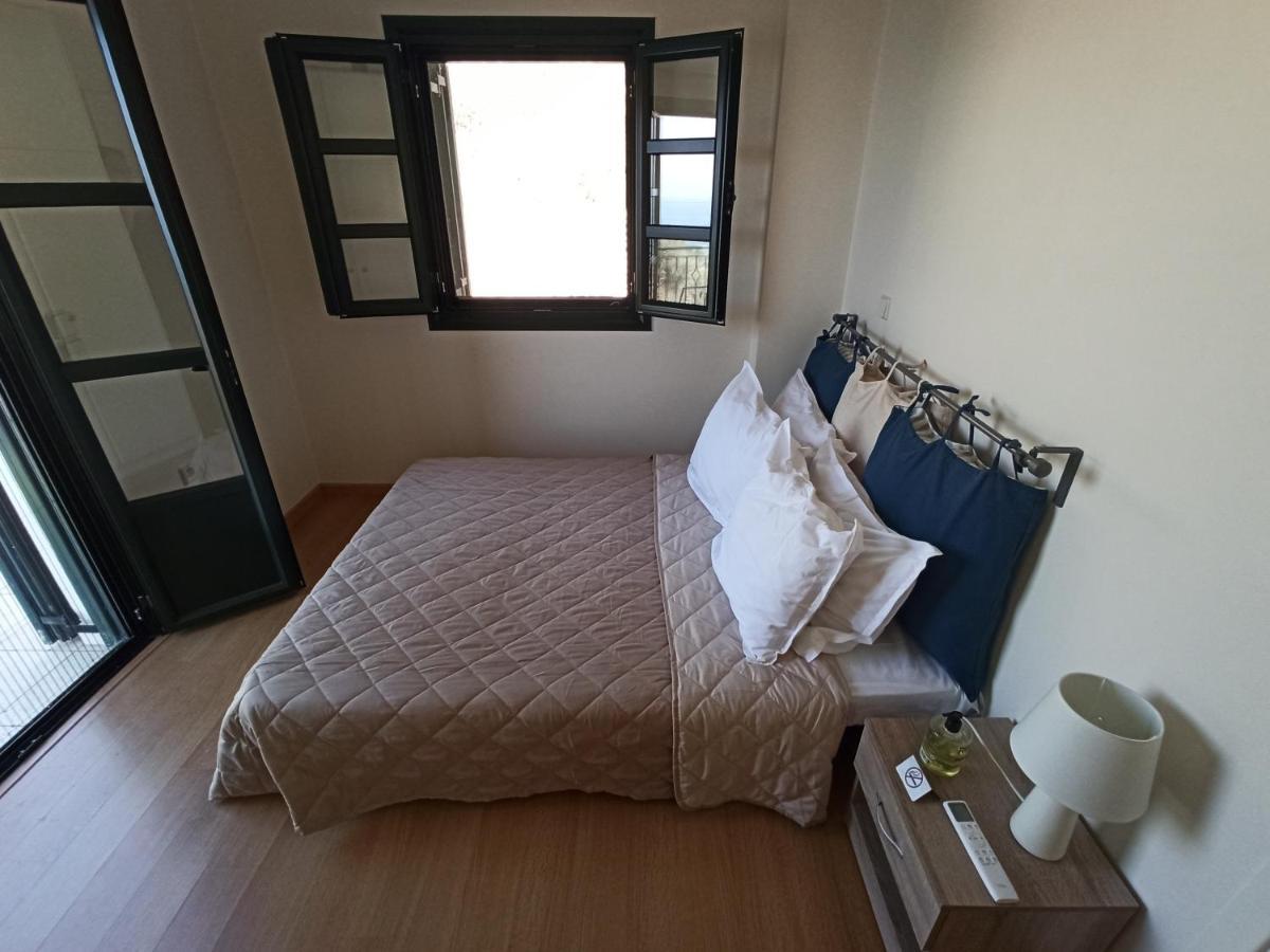 Kiparissia Castle & Sea View Villa Kyparissia Bagian luar foto